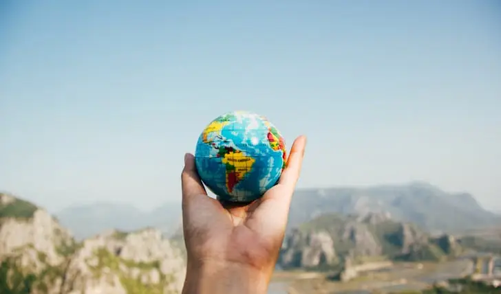 How to travel for free?